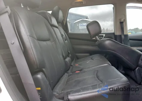 2013 Nissan Pathfinder S z USA, uszkodzony, nr VIN 5N1AR2MM4DC633717